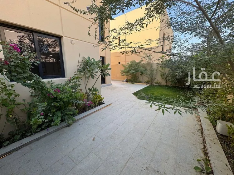 فيلا للإيجار في شارع رقم 1105, حي سدرة, مدينة الرياض, منطقة الرياض صورة 4
