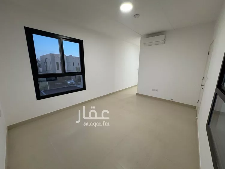 فيلا للبيع في شارع رقم 1070, حي سدرة, مدينة الرياض, منطقة الرياض 15