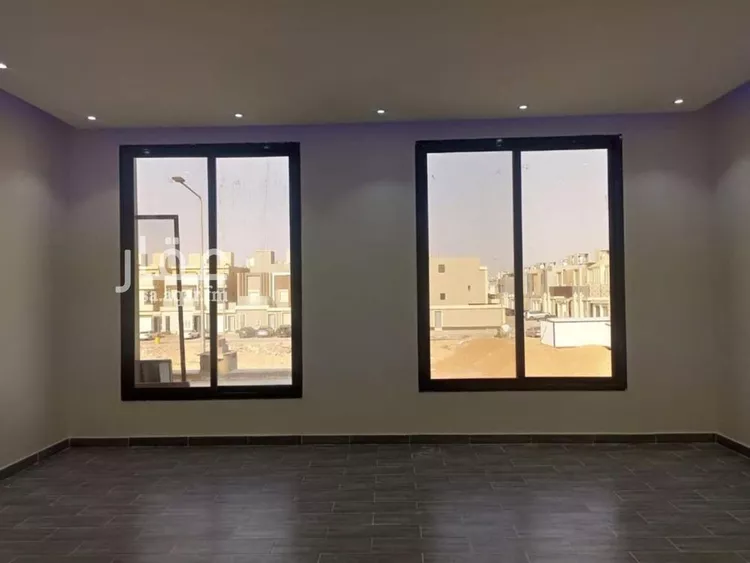 فيلا للبيع في شارع عفيفة بنت أحمد, حي الرمال, مدينة الرياض, منطقة الرياض صورة 3