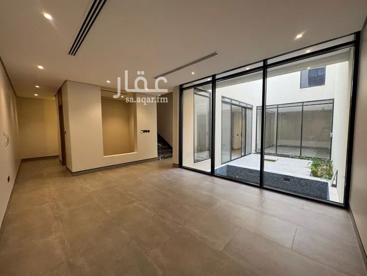 فيلا للإيجار في شارع الدغيبيه, حي العارض, مدينة الرياض, منطقة الرياض