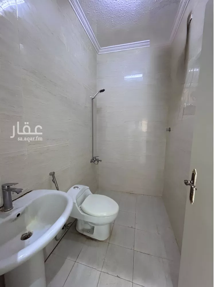 شقة للإيجار في شارع رؤية بن العجاج, حي الوزارات, مدينة الرياض, منطقة الرياض 9