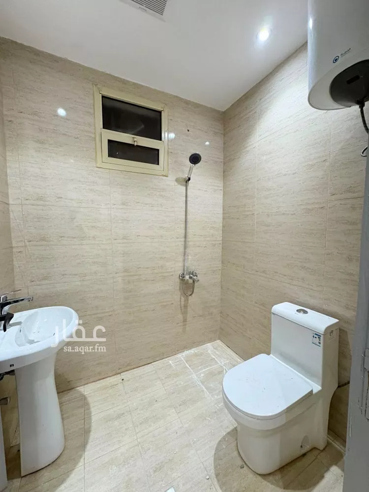 شقة للإيجار في شارع يثرب, حي بدر, مدينة الرياض, منطقة الرياض صورة 4