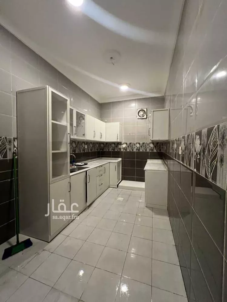 Apartment for Rent in Jeddah Al Manar