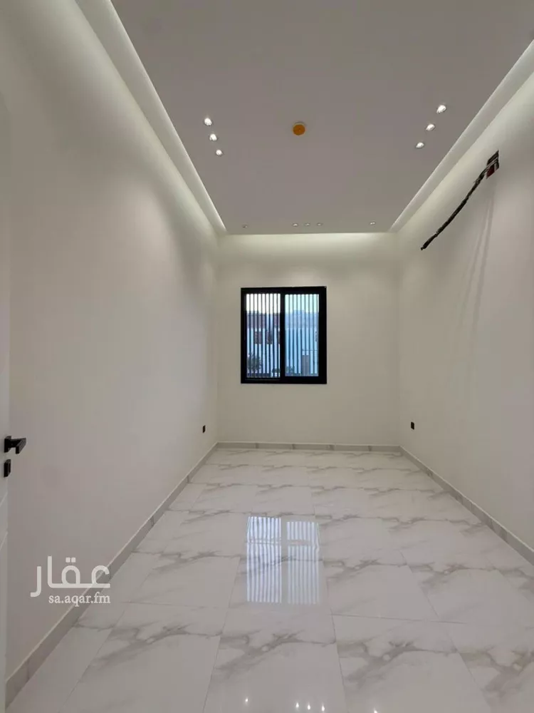 شقة للبيع في شارع الإمام مالك, حي بدر, مدينة الرياض, منطقة الرياض صورة 4