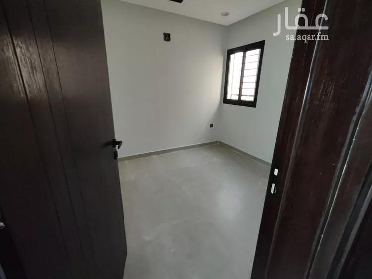 فيلا للبيع في شارع سيار بن وردان, حي العريجاء الأوسط, مدينة الرياض, منطقة الرياض صورة 2