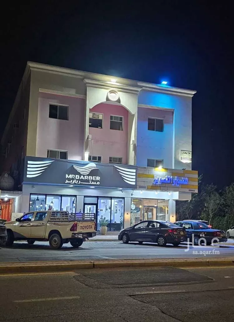 عمارة للبيع في شارع الامير ماجد, حي العويمرية, مدينة الاحساء, المنطقة الشرقية