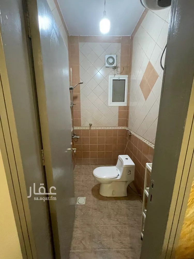 فيلا للإيجار في شارع الحصير, حي اليرموك, مدينة الرياض, منطقة الرياض صورة 3