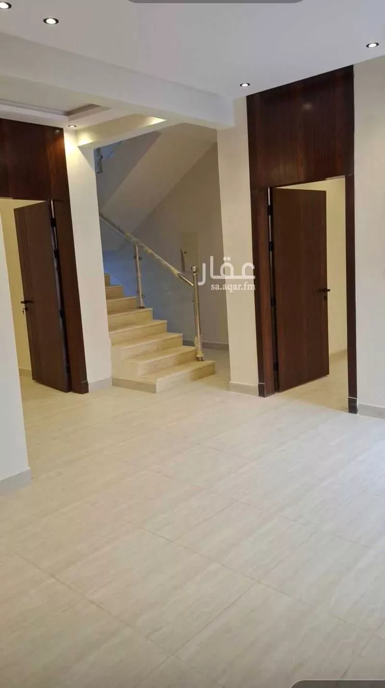 فيلا للبيع في شارع السخاء, حي بدر, مدينة الرياض, منطقة الرياض صورة 4