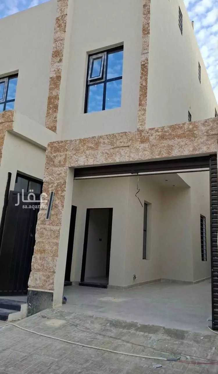 فيلا للبيع في شارع  مسلم, حي بدر, مدينة الرياض, منطقة الرياض صورة 3