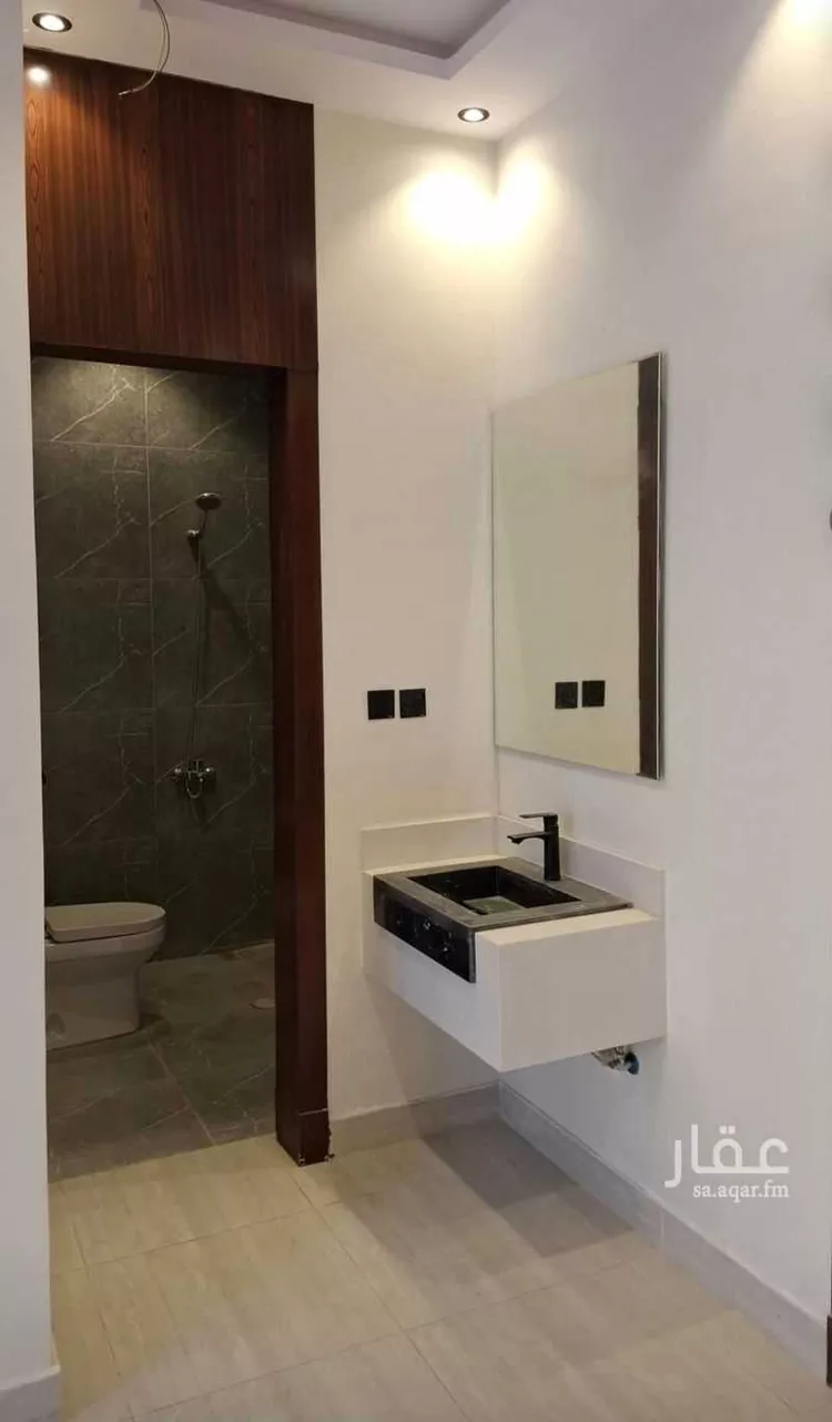 فيلا للبيع في شارع السخاء, حي بدر, مدينة الرياض, منطقة الرياض صورة 2