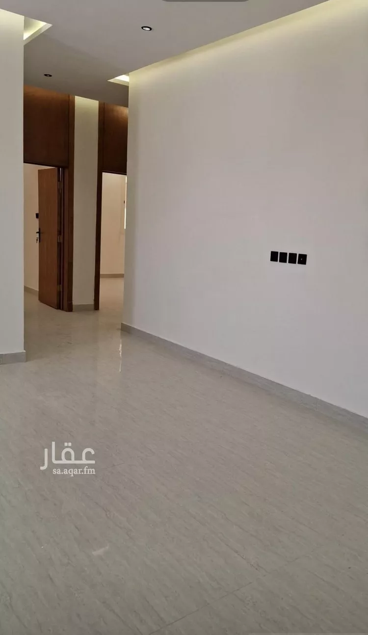 دور للبيع في شارع الامام البخاري, حي بدر, مدينة الرياض, منطقة الرياض صورة 4