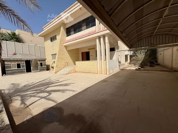 فيلا للبيع في شارع ساجر الرفدي, حي الملك فهد, مدينة الرياض, منطقة الرياض صورة 3
