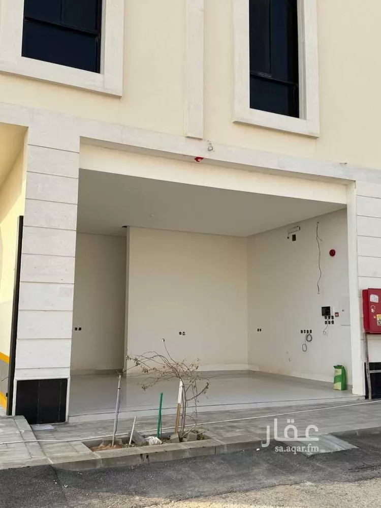 Shop for Rent in Riyadh Al Mahdiyah صورة 3
