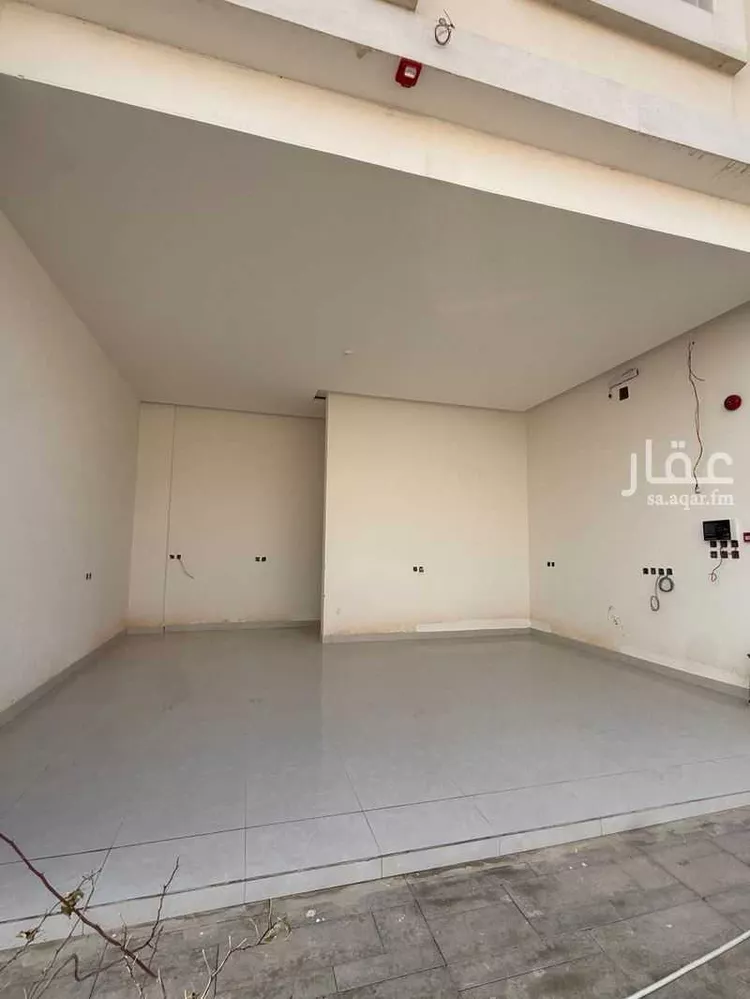 Shop for Rent in Riyadh Al Mahdiyah صورة 4