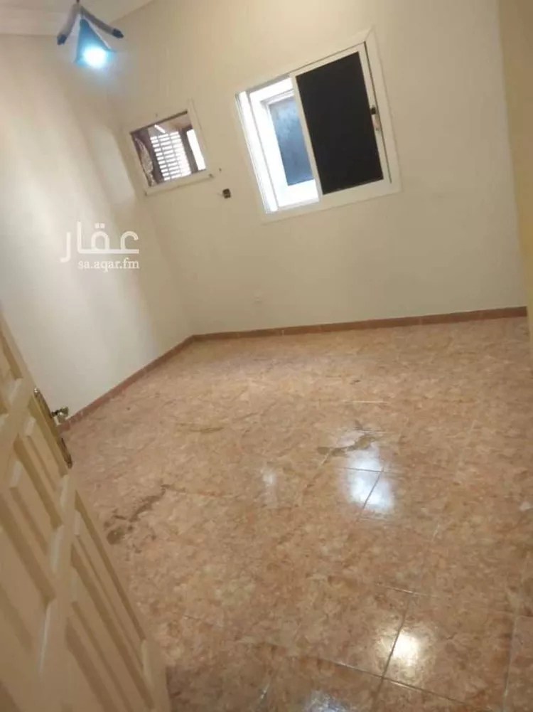 شقة للإيجار في شارع خالد ابن هشام, حي الشرفية, مدينة جدة, منطقة مكة المكرمة صورة 3