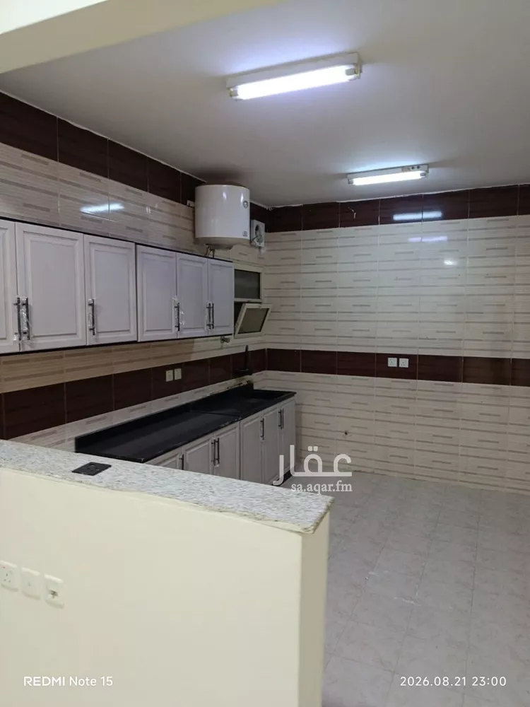 شقة للإيجار في شارع معاذ بن جبل, حي العزيزية, مدينة الرياض, منطقة الرياض صورة 5