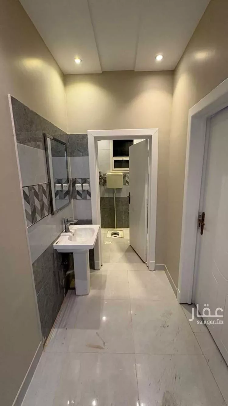 فيلا للإيجار في شارع ابن عمر الدقاق, حي المهدية, مدينة الرياض, منطقة الرياض صورة 2