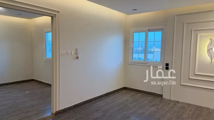 فيلا للإيجار في شارع عثمان الصدفي, حي مطار الملك خالد الدولي, مدينة الرياض, منطقة الرياض 9