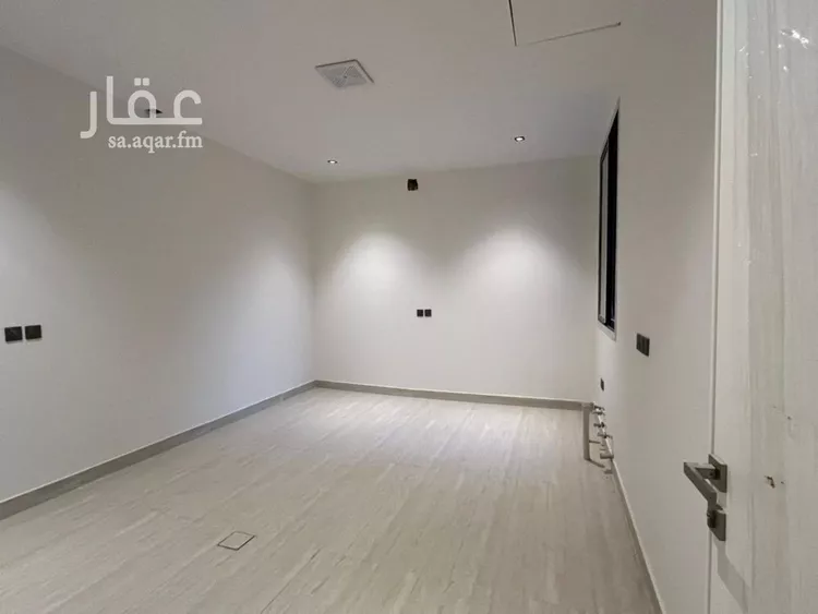 فيلا للإيجار في شارع علي بن الحسن الخزرجي, حي عكاظ, مدينة الرياض, منطقة الرياض صورة 4