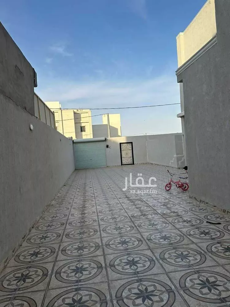 فيلا للبيع في حي السليمانية, مدينة بريده, منطقة القصيم صورة 3