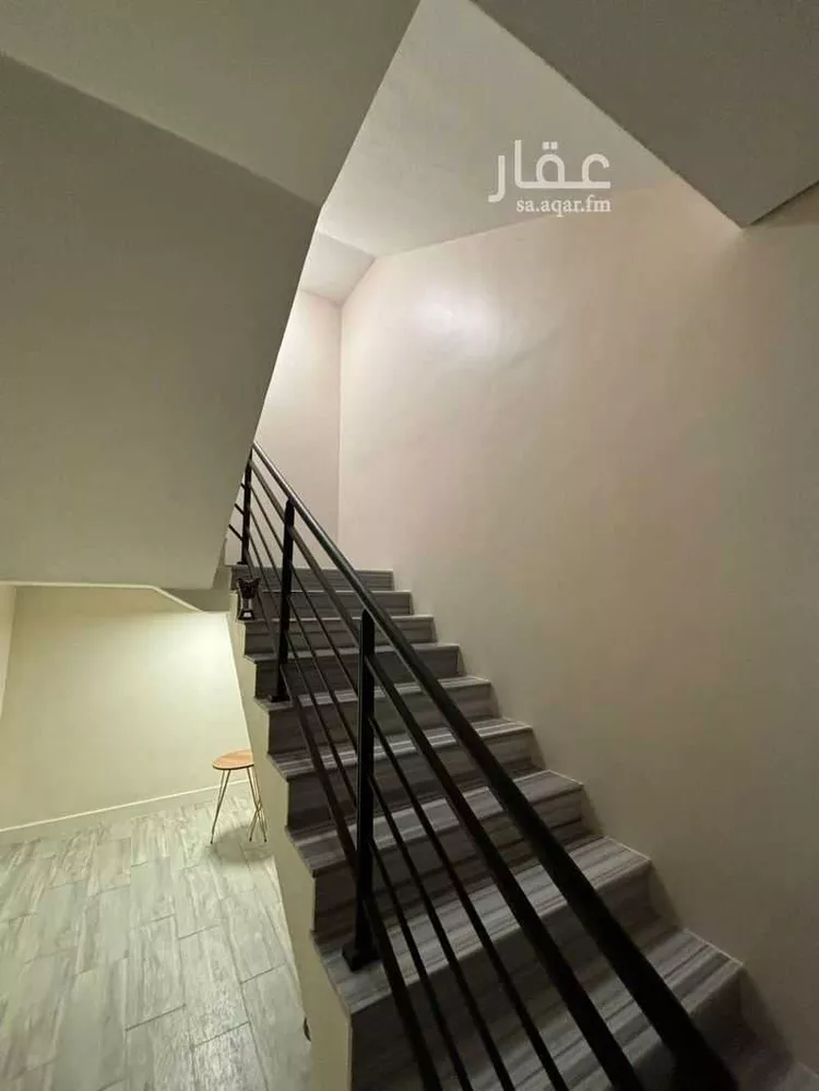 فيلا للإيجار في شارع ابن الجارود, حي مطار الملك خالد الدولي, مدينة الرياض, منطقة الرياض 18
