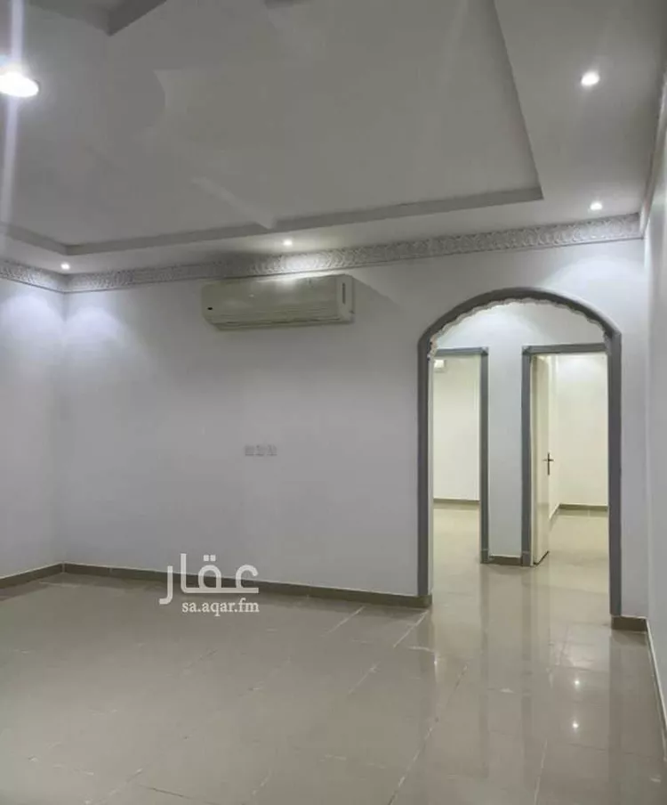 فيلا للبيع في شارع حالة عمار, حي عكاظ, مدينة الرياض, منطقة الرياض صورة 2