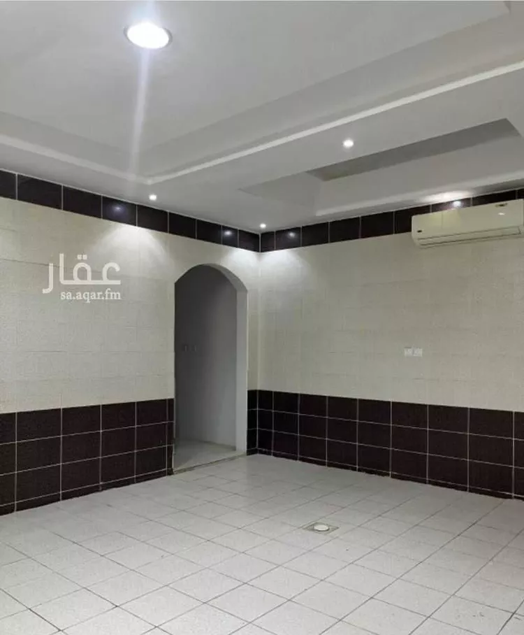فيلا للبيع في شارع حالة عمار, حي عكاظ, مدينة الرياض, منطقة الرياض 7