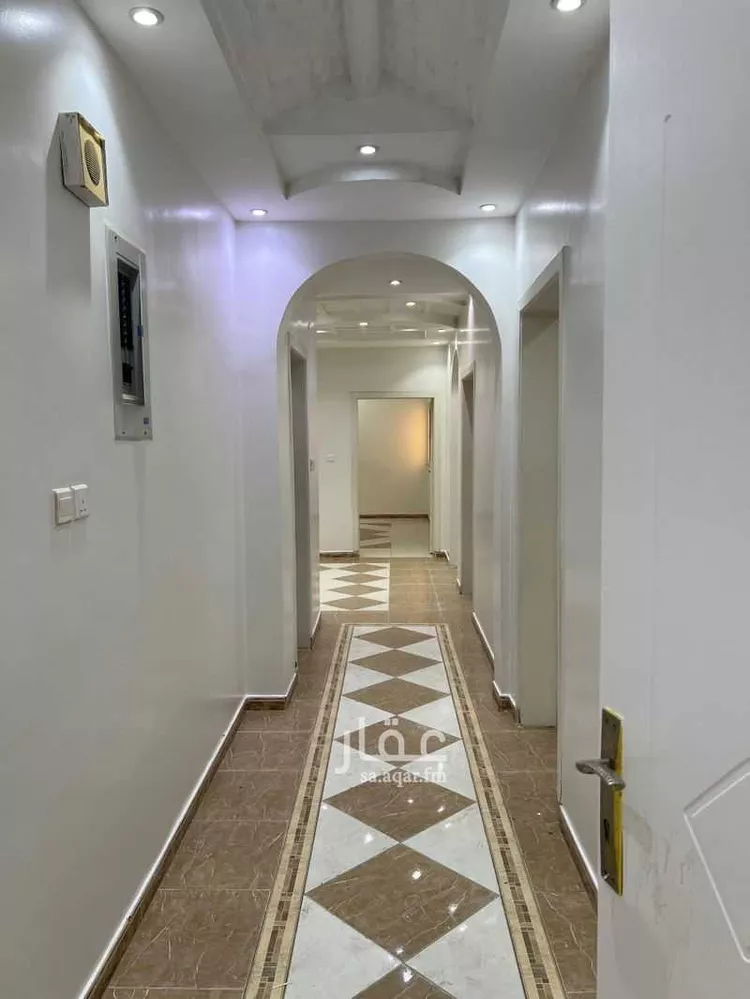 شقة للإيجار في شارع شارع السائب بن يزيد, حي الصفاء, مدينة مكة المكرمة, منطقة مكة المكرمة صورة 2