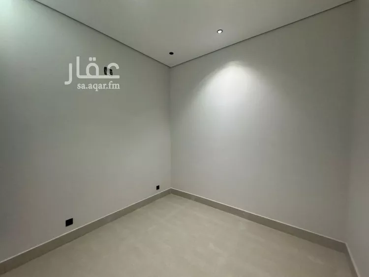 فيلا للبيع في شارع ابن أبي العلاء, حي المهدية, مدينة الرياض, منطقة الرياض 7