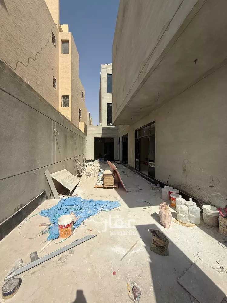 فيلا للبيع في شارع قطب الدين بن السلطان, حي المهدية, مدينة الرياض, منطقة الرياض