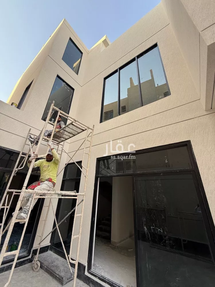 فيلا للبيع في شارع قطب الدين بن السلطان, حي المهدية, مدينة الرياض, منطقة الرياض صورة 4