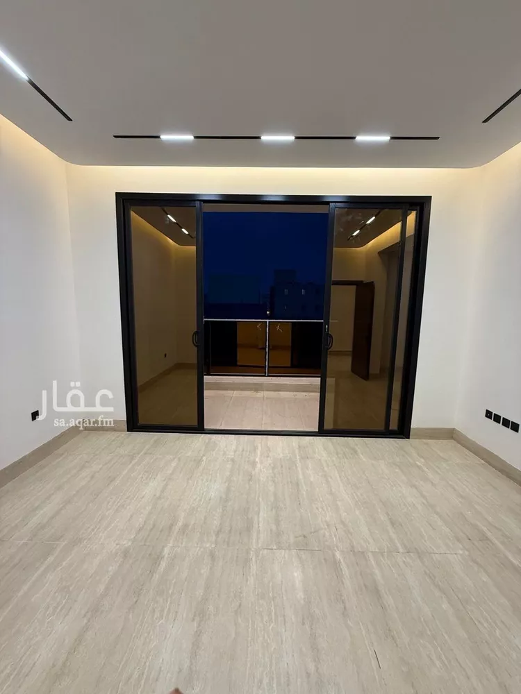 Villa for Sale in Riyadh Al Mahdiyah 11