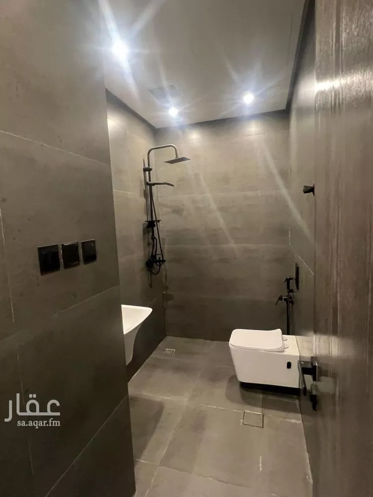 شقة للإيجار في شارع نبية الانصاري, حي العارض, مدينة الرياض, منطقة الرياض 4