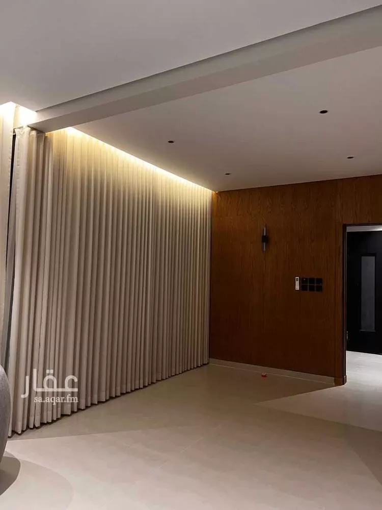 فيلا للإيجار في شارع 13812197, حي الوهلان, مدينة عنيزة, منطقة القصيم صورة 5