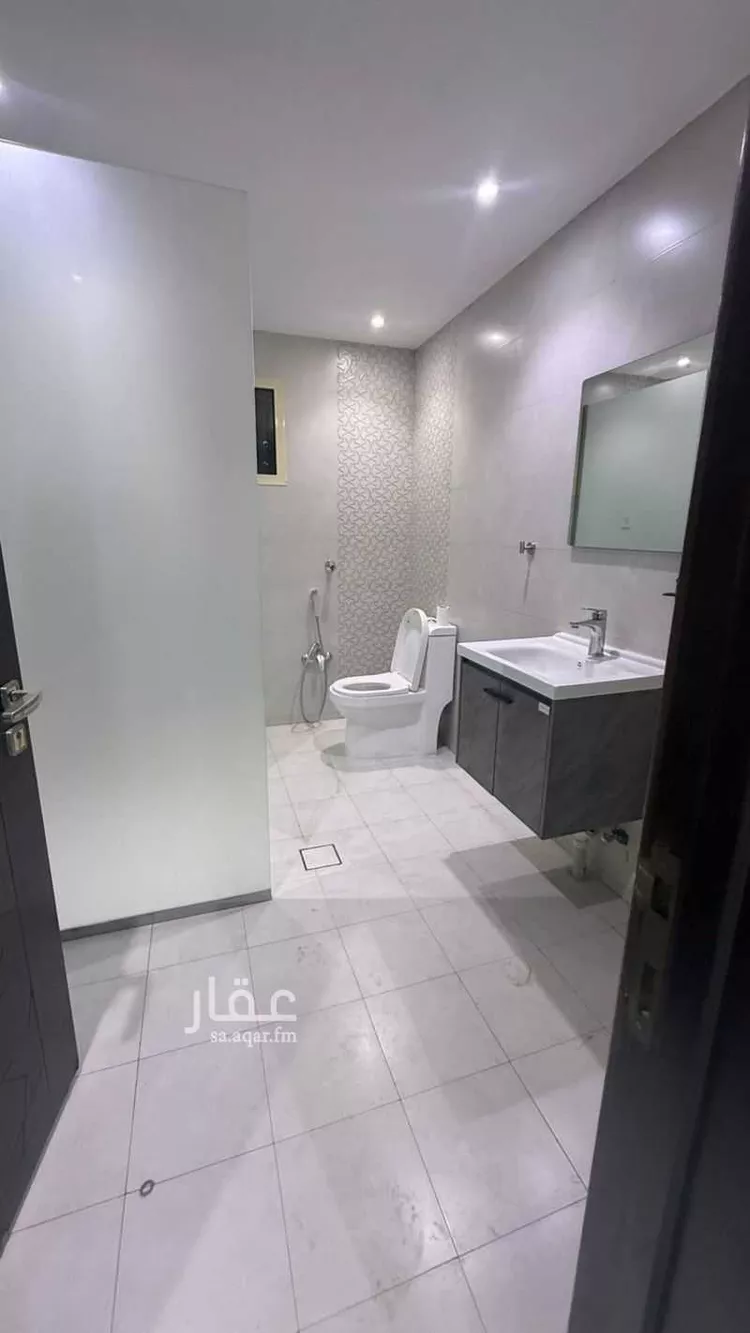 دور للإيجار في شارع شهيد الدين ثم الوطن ظافر عبدالله النفي, حي الشهداء, مدينة الرياض, منطقة الرياض صورة 4