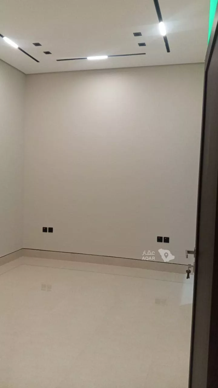 Villa for Sale in Riyadh As Safaa 12