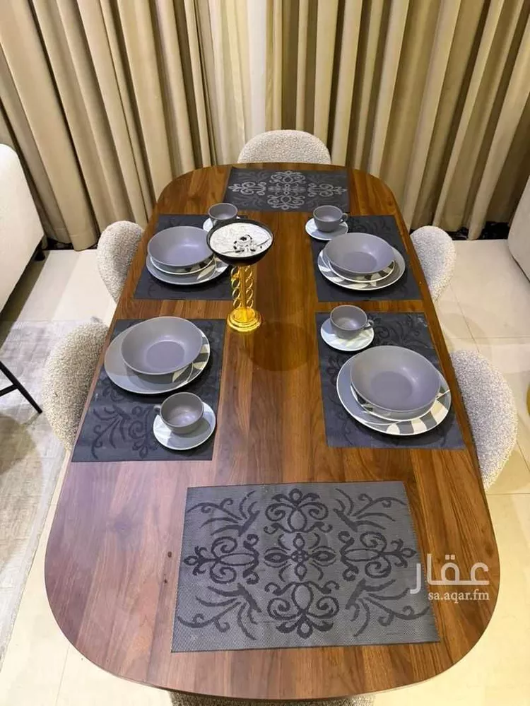 فيلا للبيع في شارع صالح بن عبدالجليل, حي القيروان, مدينة الرياض, منطقة الرياض 11