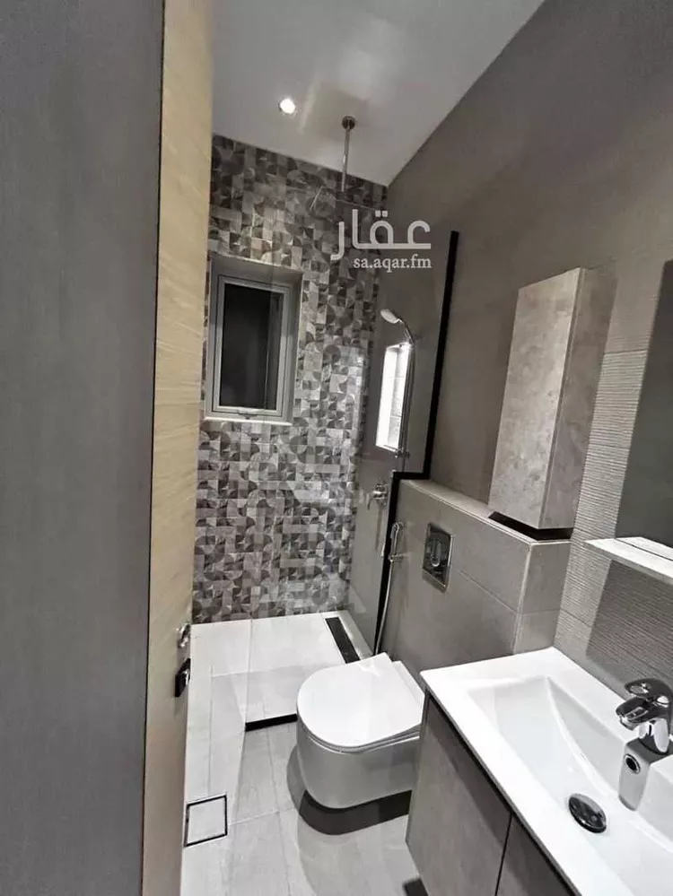 فيلا للإيجار في شارع إبراهيم بن السندي, حي القيروان, مدينة الرياض, منطقة الرياض 18