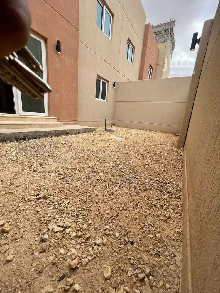 فيلا للإيجار في شارع أبي الفضل الخيمي, حي مطار الملك خالد الدولي, مدينة الرياض, منطقة الرياض 16