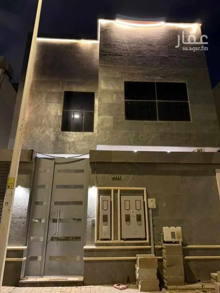 فيلا للبيع في شارع صالح بن عبدالجليل, حي القيروان, مدينة الرياض, منطقة الرياض 1 صورة