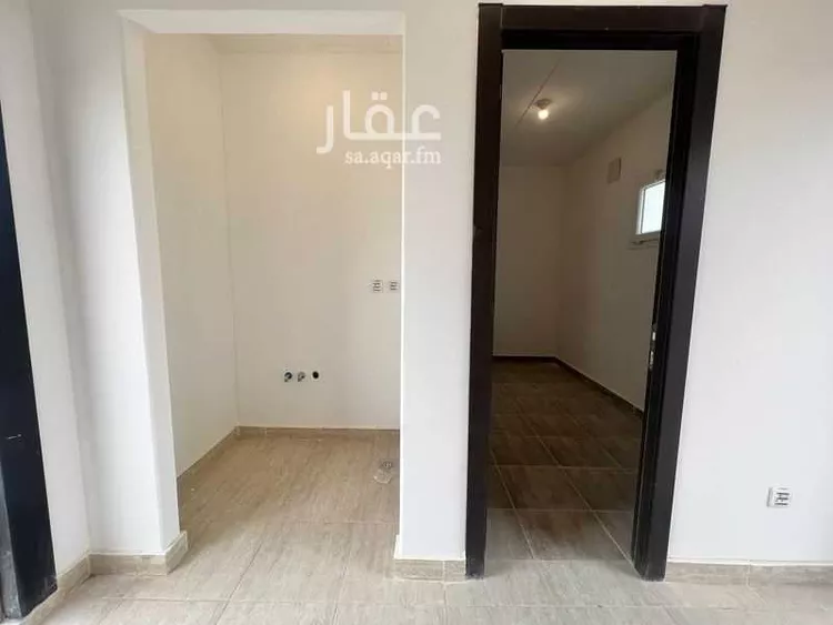 فيلا للإيجار في شارع أبي الفضل الخيمي, حي مطار الملك خالد الدولي, مدينة الرياض, منطقة الرياض صورة 4