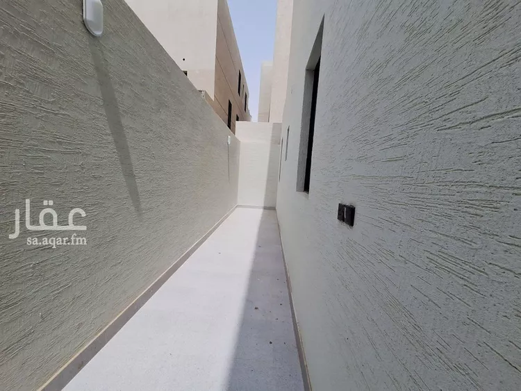فيلا للبيع في شارع تميم الجرجاني, حي الرمال, مدينة الرياض, منطقة الرياض صورة 3