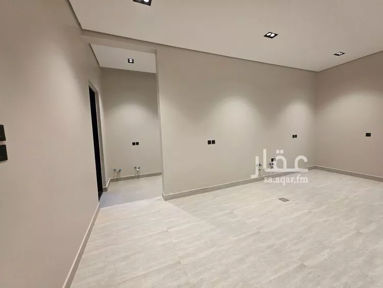فيلا للبيع في شارع شارع وادي الساحل, حي الرمال, مدينة الرياض, منطقة الرياض صورة 4