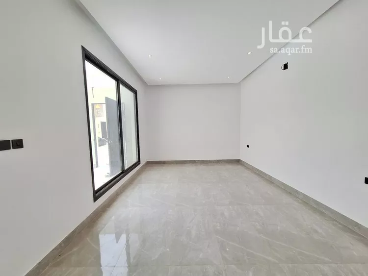 دور للبيع في شارع الرسالة, حي المعيزيلة, مدينة الرياض, منطقة الرياض صورة 4