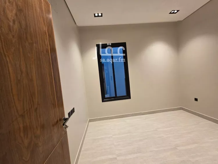 فيلا للبيع في شارع شارع وادي الساحل, حي الرمال, مدينة الرياض, منطقة الرياض صورة 3