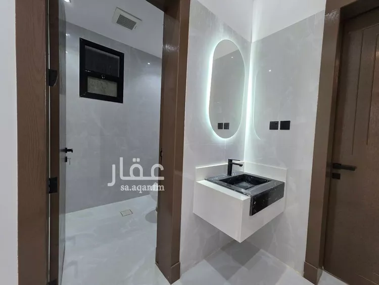 Floor for Sale in Riyadh Al Janadriyah صورة 2