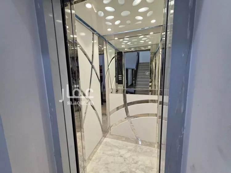 Floor for Sale in Riyadh Al Janadriyah صورة 3