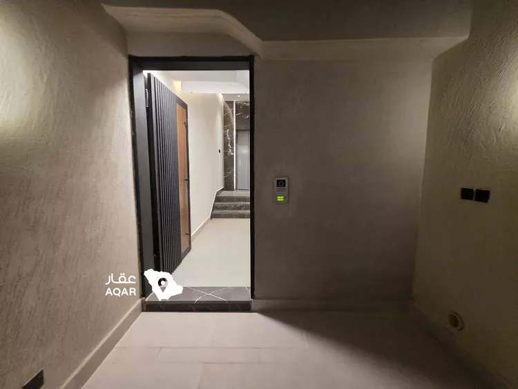 دور للبيع في شارع عبيدالله الفقيه, حي الرمال, مدينة الرياض, منطقة الرياض