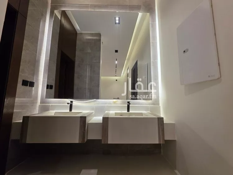 دور للبيع في شارع رقم 451, حي المونسية, مدينة الرياض, منطقة الرياض صورة 3