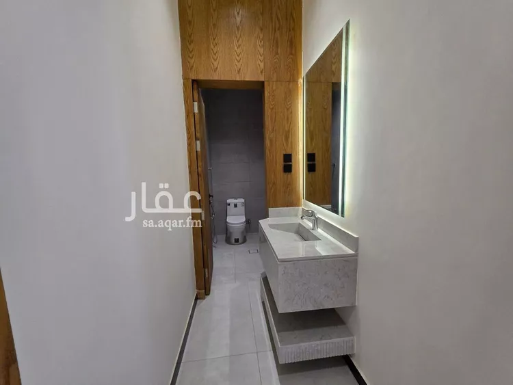 Floor for Sale in Riyadh Al Janadriyah صورة 3